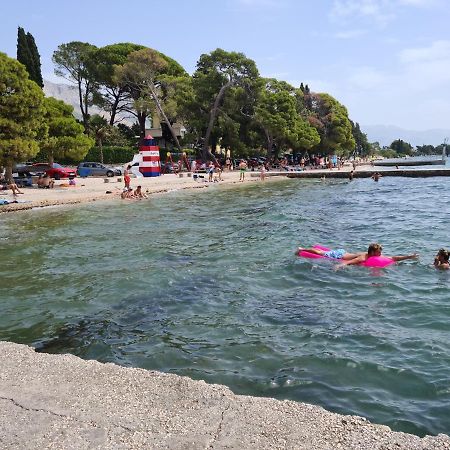 Apartmani Ivana Kaštela Esterno foto