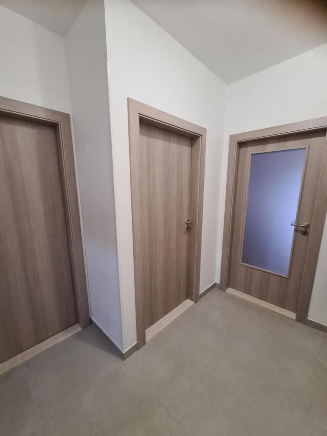 Apartmani Ivana Kaštela Esterno foto